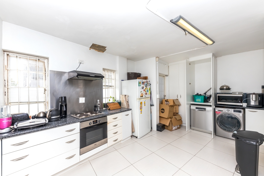 2 Bedroom Property for Sale in Woodstock Western Cape